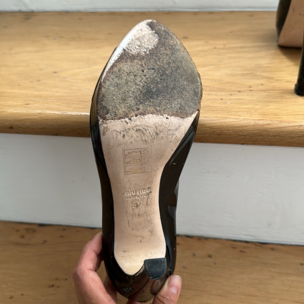 Miu Miu Black Patent Leather Peep-Toe Heels. About a 4in heel. Super cute Sz 37 - Picture 4 of 6